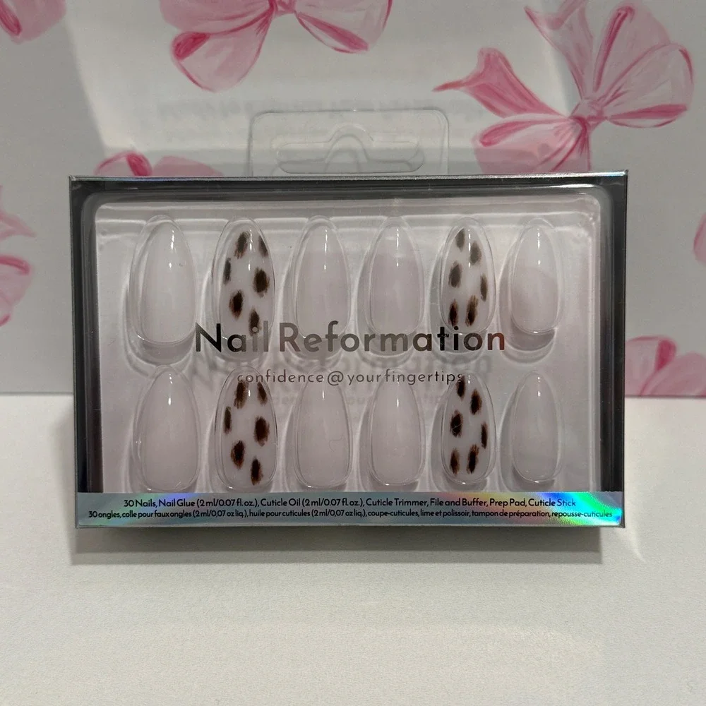 Nail Reformation 30pc Press On‎ Nails Almond Print Milky White Kit NEW